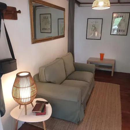 Arriba Holiday home Demues